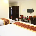 Golden Hotel