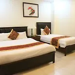 Golden Hotel