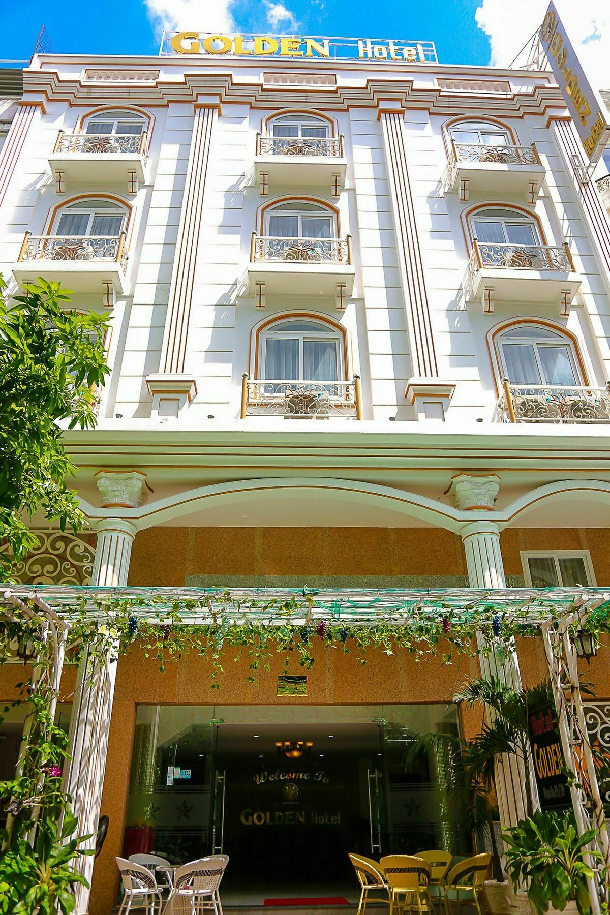 Golden 2* Hô Chi Minh-Ville